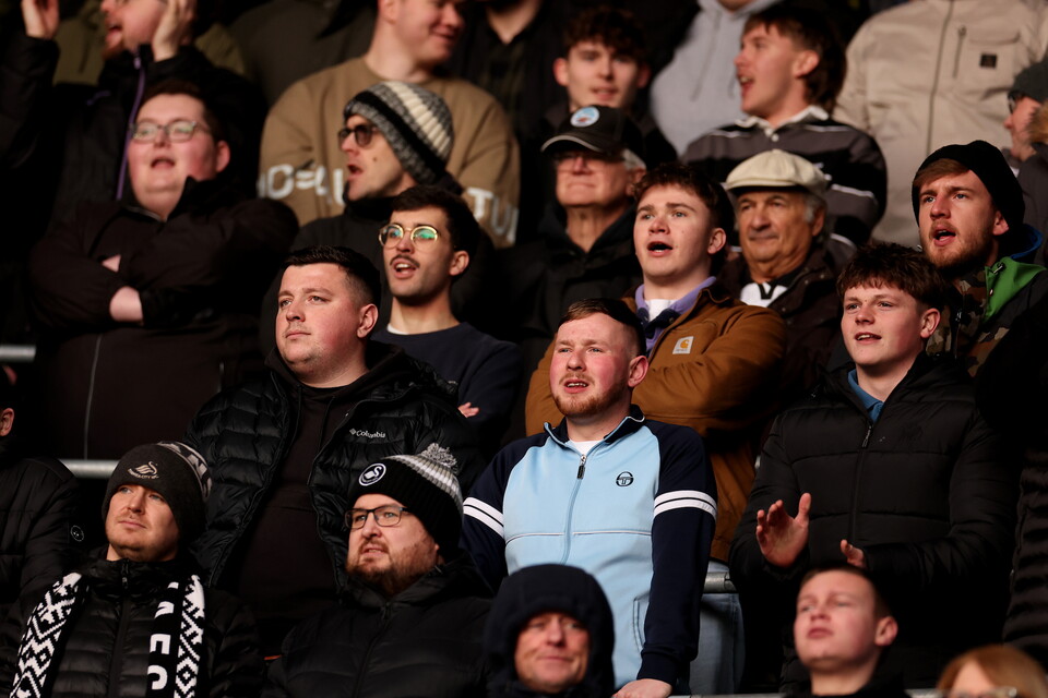 Fan gallery | Swansea City v West Bromwich Albion